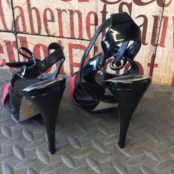 Scene - Picture 2 of 3